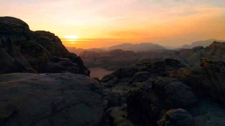 Heart Rum Camp Wadi Rum Eksteriør bilde