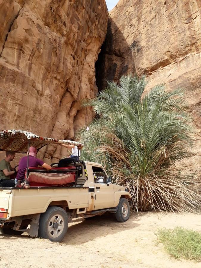 Heart Rum Camp Wadi Rum Eksteriør bilde